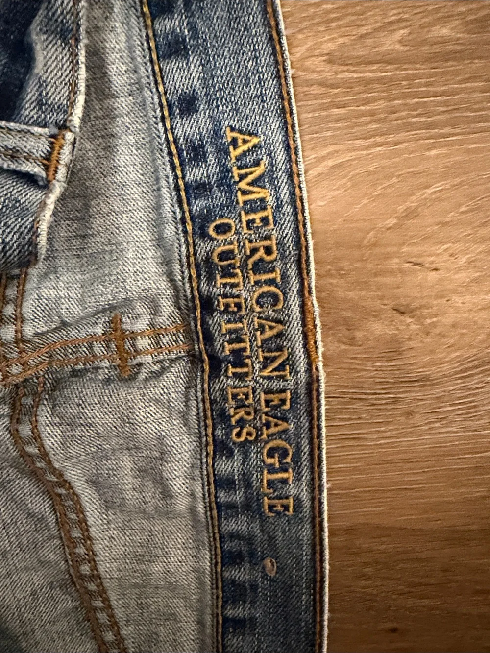 American Eagle Outfitters classic straight